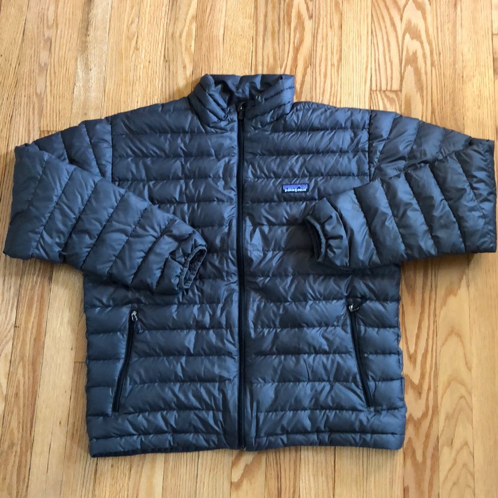 Men’s Patagonia down sweater jacket gray Medium
